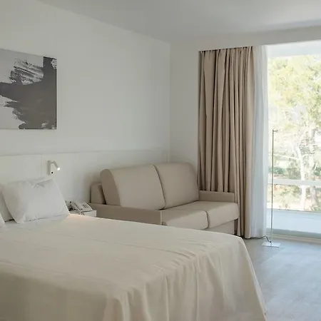 Els Pins Hotel