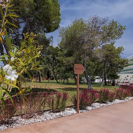 Els Pins 3* San Antonio (Ibiza)